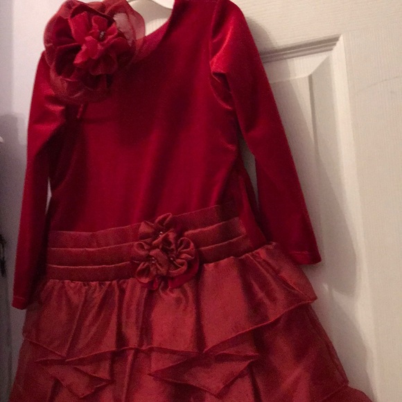 Dress - Picture 2 of 4